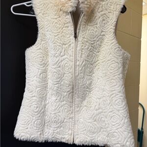 Coldwater Creek Cream Rose-Pattern Faux Fur Zip Vest